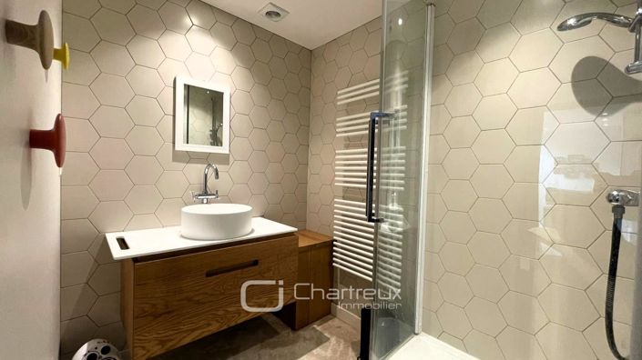 Image No.19-4 Bed House for sale