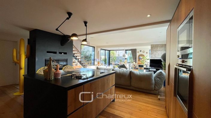 Image No.7-4 Bed House for sale