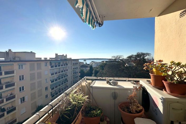 Image No.4-Appartement de 2 chambres à vendre à Cannes