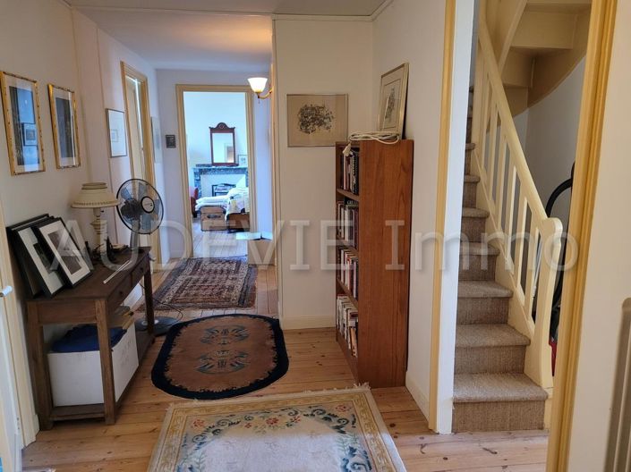 Image No.14-6 Bed House for sale