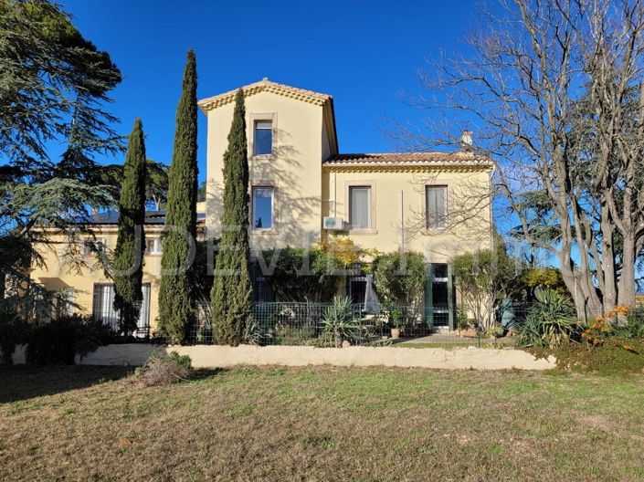 Image No.3-6 Bed House for sale