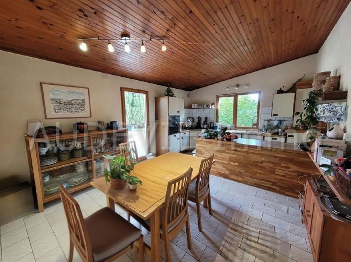 Image No.13-5 Bed House for sale