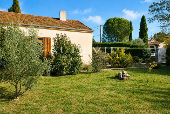 Image No.21-5 Bed House for sale