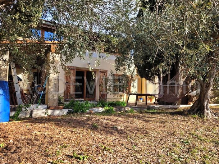 Image No.3-5 Bed House for sale