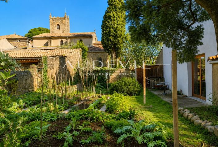 Image No.3-5 Bed House for sale
