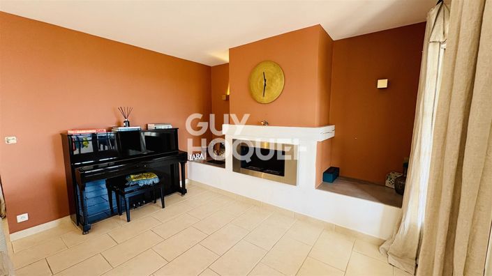 Image No.12-5 Bed House for sale