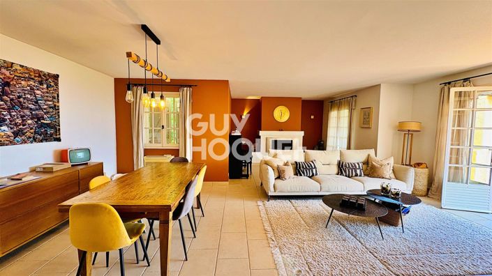 Image No.3-5 Bed House for sale