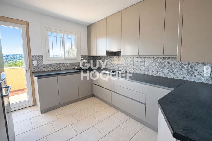 Image No.4-Maison de 5 chambres à vendre à Cavalaire-sur-Mer