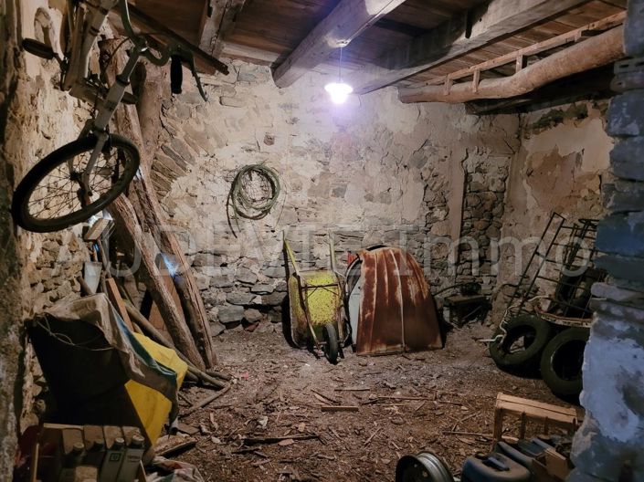 Image No.13-4 Bed House for sale