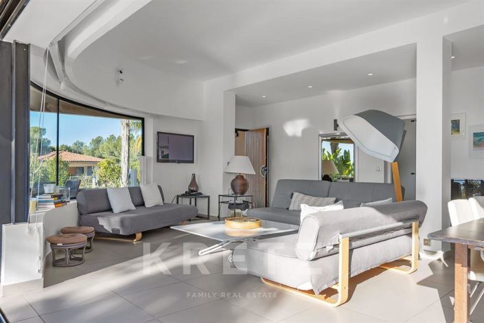 Image No.3-7 Bed House for sale