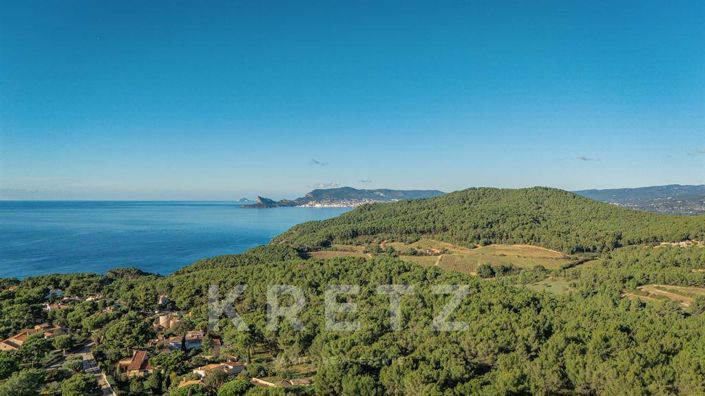 Image No.7-7 Bed House for sale