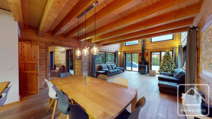 Image No.9-4 Bed Property for sale