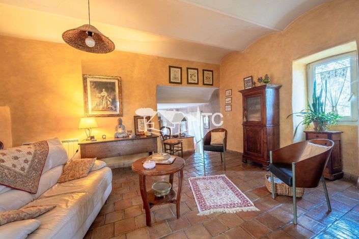 Image No.6-Propriété de 5 chambres à vendre à Saint-Paul-le-Jeune