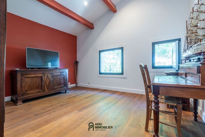 Image No.13-6 Bed House for sale