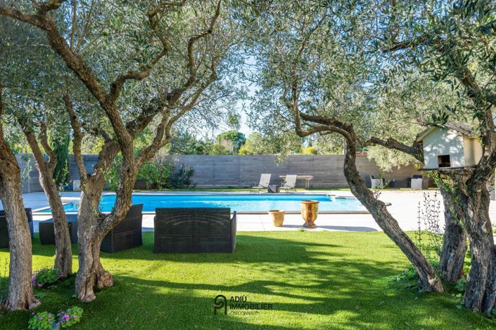 Image No.16-6 Bed House for sale