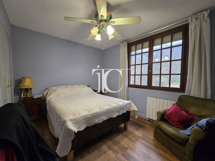 Image No.12-3 Bed House for sale