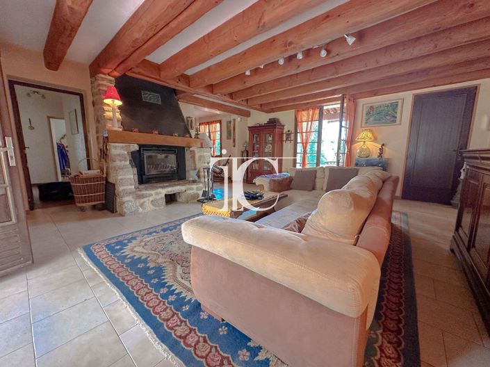 Image No.5-4 Bed House for sale