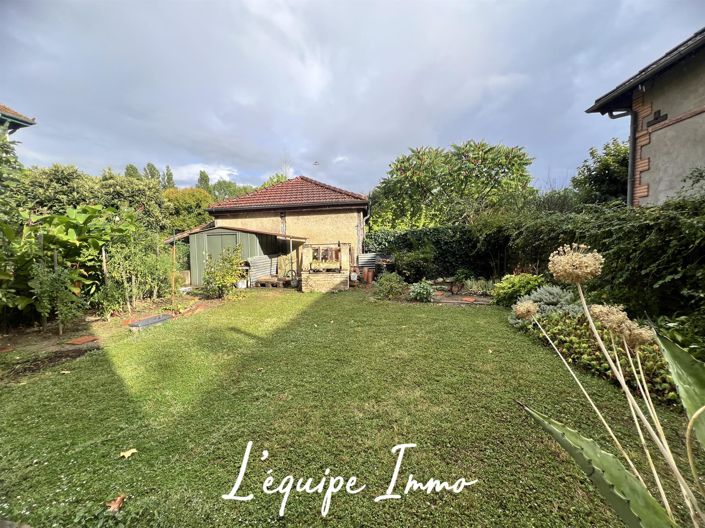 Image No.16-4 Bed House for sale