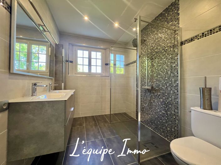 Image No.15-4 Bed House for sale