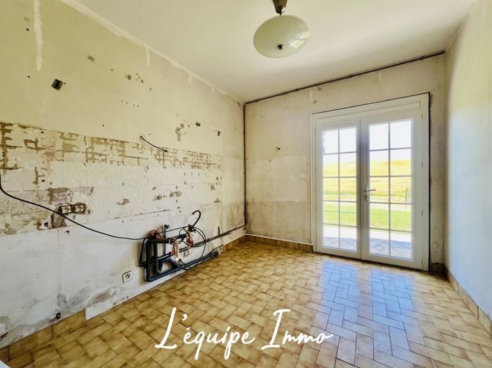 Image No.19-4 Bed House for sale