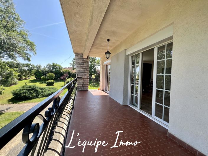 Image No.26-4 Bed House for sale