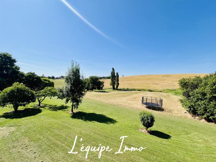 Image No.6-4 Bed House for sale