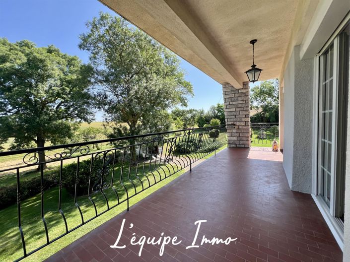 Image No.8-4 Bed House for sale