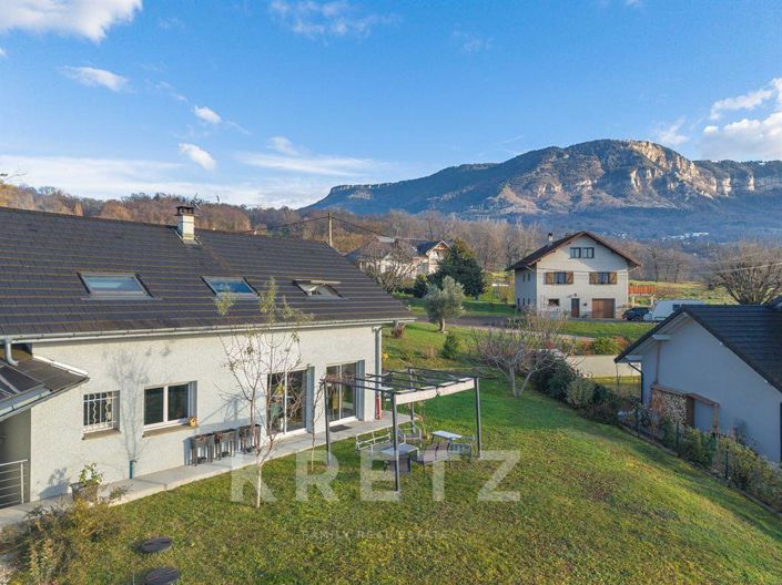 Image No.16-4 Bed House for sale