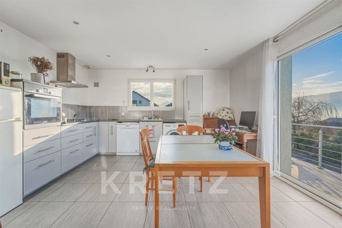 Image No.16-4 Bed House for sale