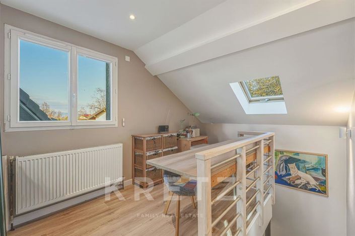 Image No.7-4 Bed House for sale