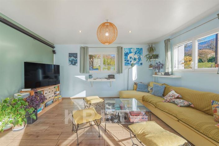 Image No.7-4 Bed House for sale