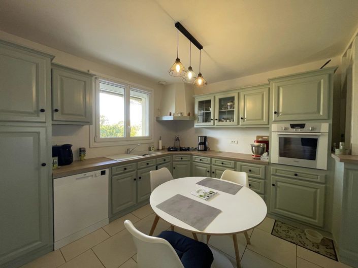 Image No.6-3 Bed House for sale