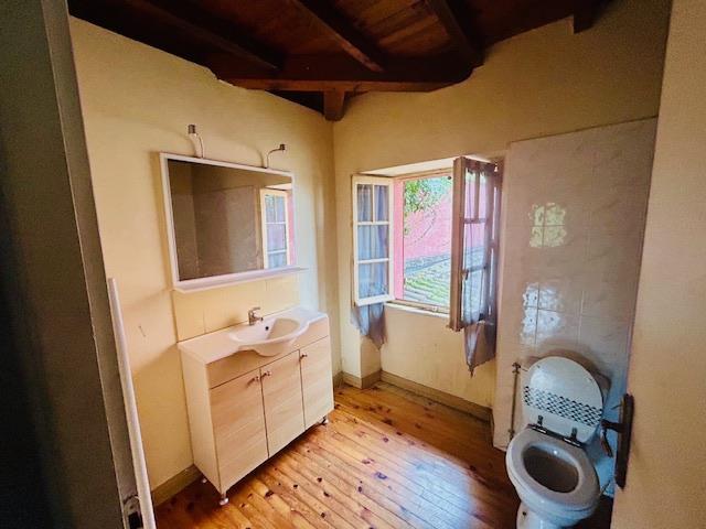 Image No.9-3 Bed House for sale