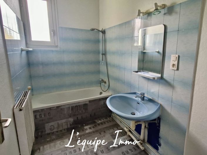 Image No.16-4 Bed House for sale