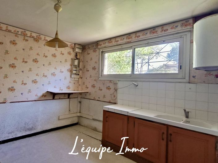 Image No.17-4 Bed House for sale