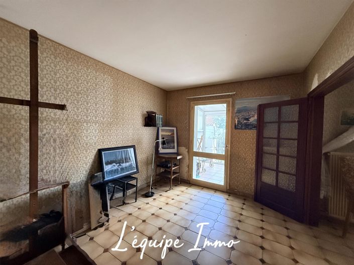 Image No.5-3 Bed House for sale