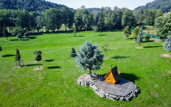 Image No.18-7 Bed Property for sale