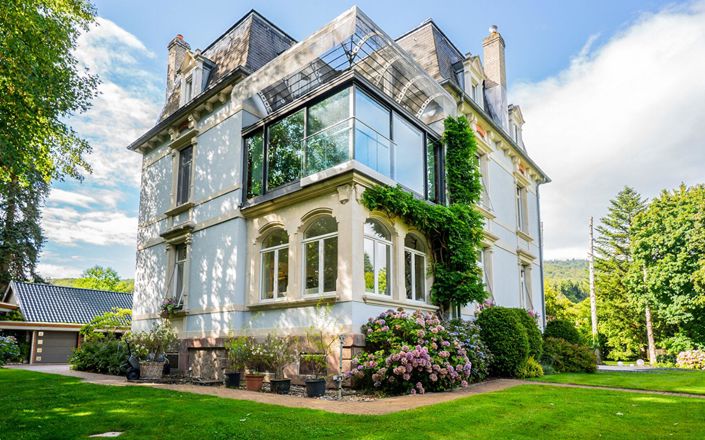 Image No.3-7 Bed Property for sale