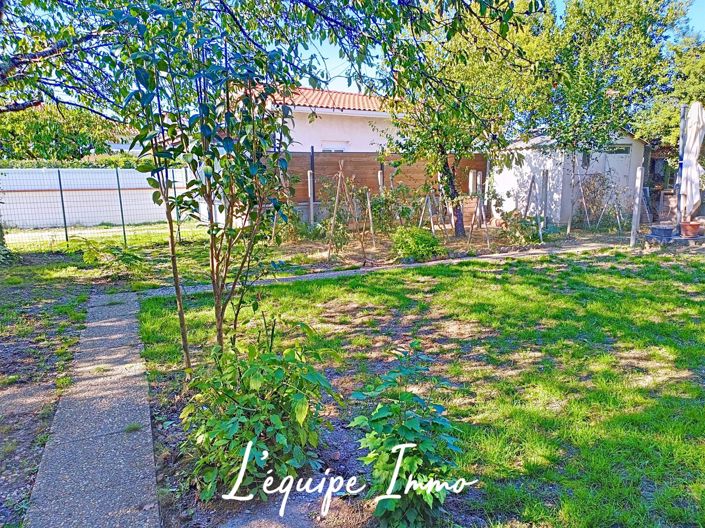 Image No.14-3 Bed House for sale