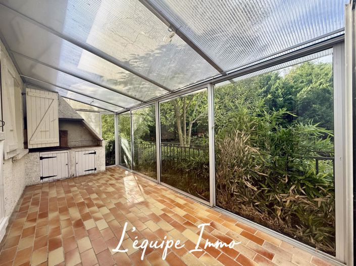 Image No.2-4 Bed House for sale