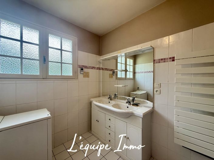 Image No.9-4 Bed House for sale