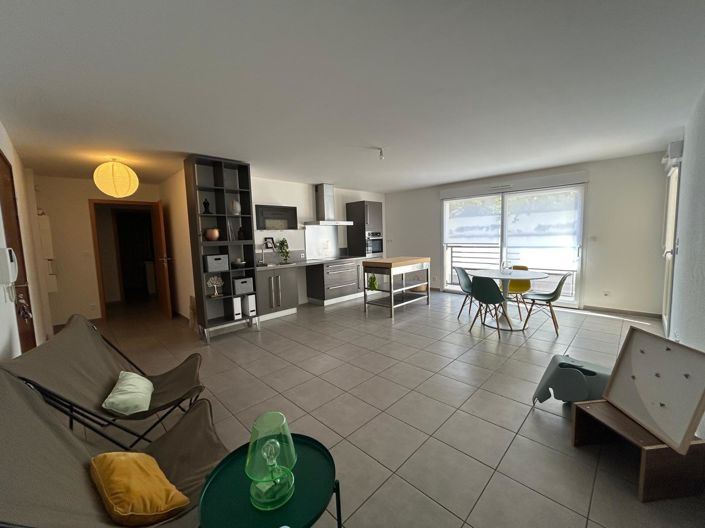 Image No.3-3 Bed Apartment for sale