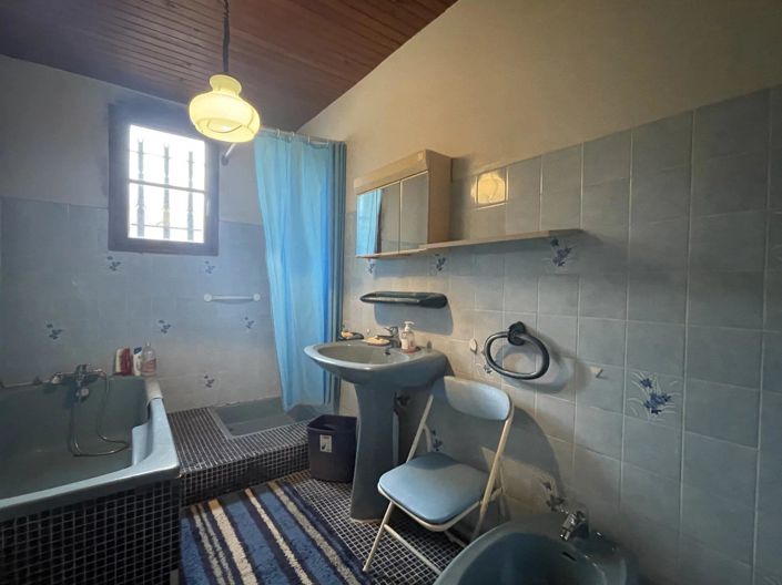 Image No.4-3 Bed House for sale