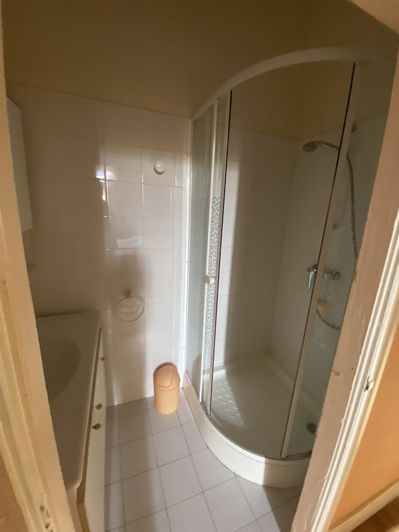 Image No.11-6 Bed House for sale