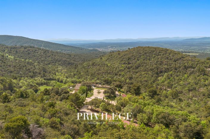 Image No.4-10 Bed House for sale