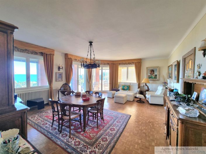 Image No.10-3 Bed House for sale