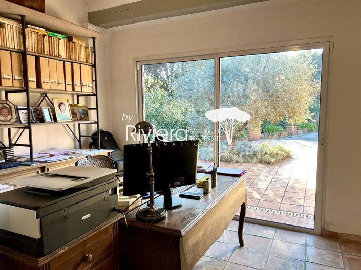 Image No.19-2 Bed House for sale