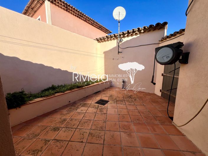 Image No.27-2 Bed House for sale