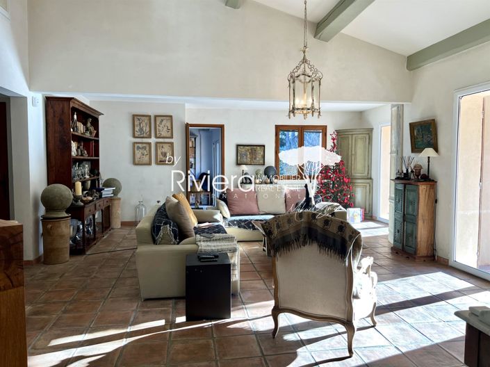 Image No.5-Maison de 2 chambres à vendre à Gassin