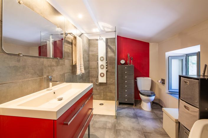 Image No.14-2 Bed House for sale